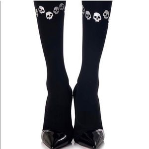 Zohara Art On‎ Tights Brand New In Package One Size Black With Skulls